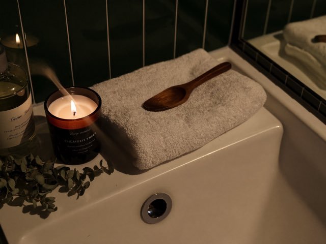 Ritual malam untuk diri sendiri